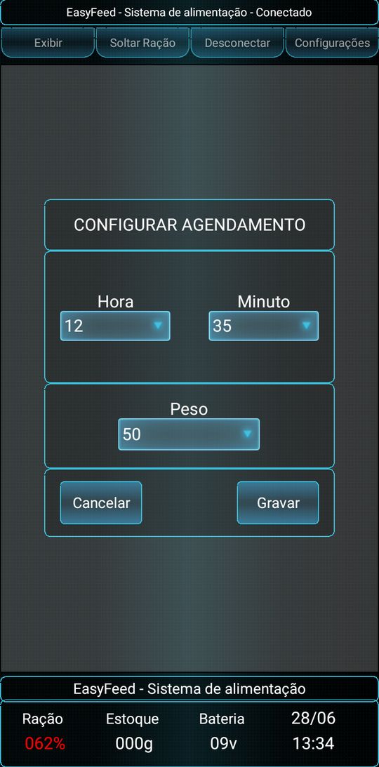 Aplicativo EasyFeed no celular: tela para configurar um agendamento com hora, minuto e peso da ração